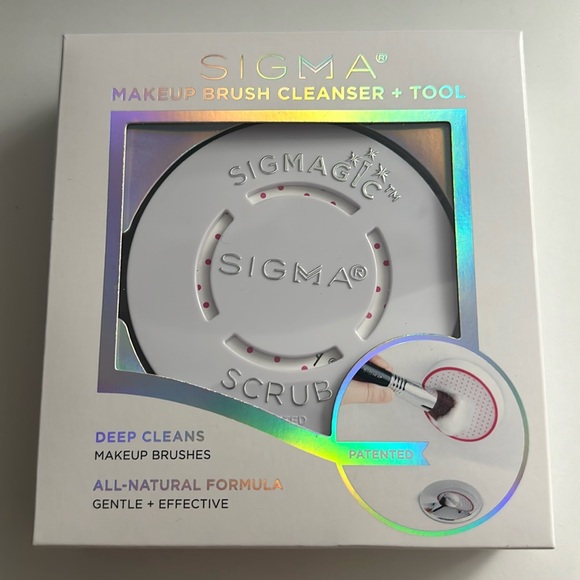 NWT Sigma Beauty Makeup Brush Cleanser + Tool - Picture 1 of 3